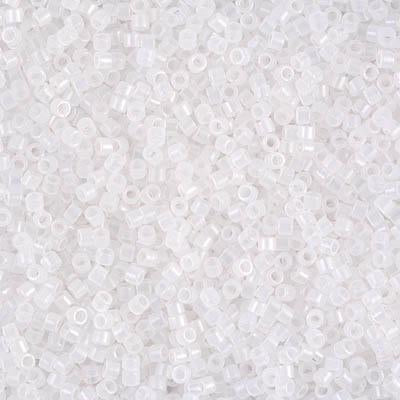 DB0220 Opal White (Miyuki Delica 11/0)