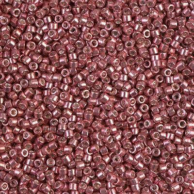 DB0423 Cranberry (Miyuki Delica 11/0)