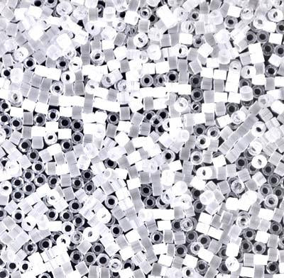 DB0635 Silk (Miyuki Delica 11/0)