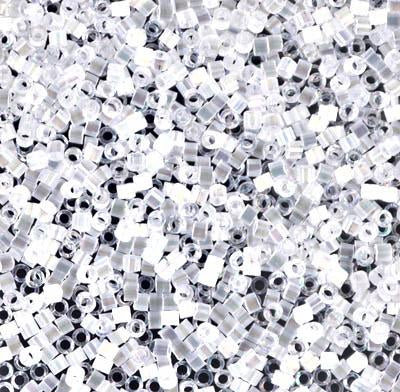 DB0670 Silk AB (Miyuki Delica 11/0)