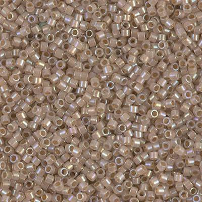 DB1731 Cream-Oatmeal (Miyuki Delica 11/0)