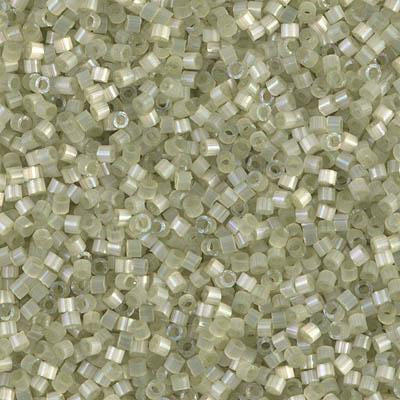 DB1815 Lemon Grass (Miyuki Delica 11/0)